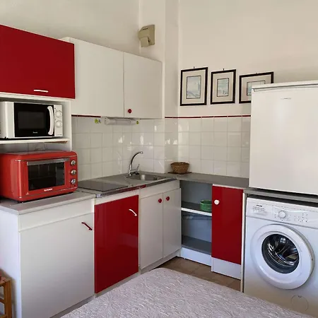 Apartmán Confort 2* Avec 2 Parkings Prives, Proche Thermes, Calme Et Bien Equipe - - Fr-1-553-114
