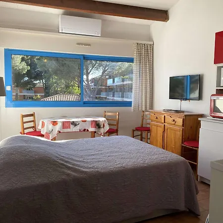 Apartmán Confort 2* Avec 2 Parkings Prives, Proche Thermes, Calme Et Bien Equipe - - Fr-1-553-114 *